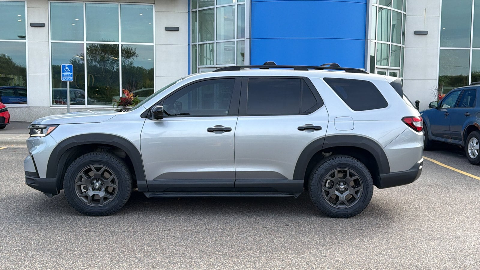 2025 Honda Pilot TrailSport - Photo 10