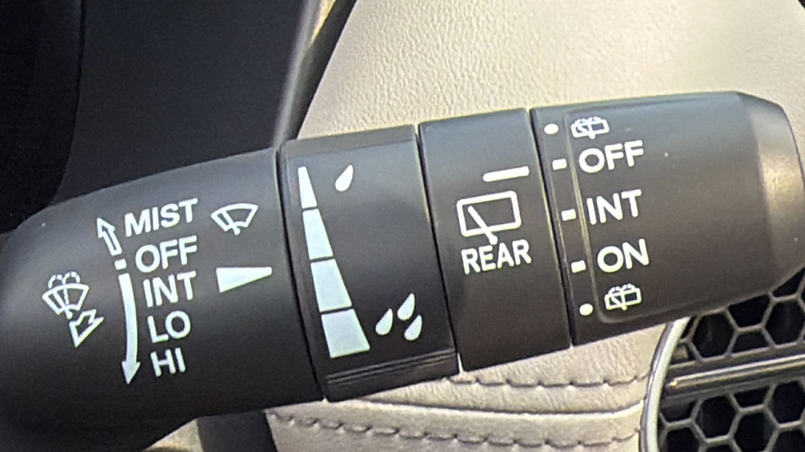 2026 Honda HR-V EX-L - Photo 29