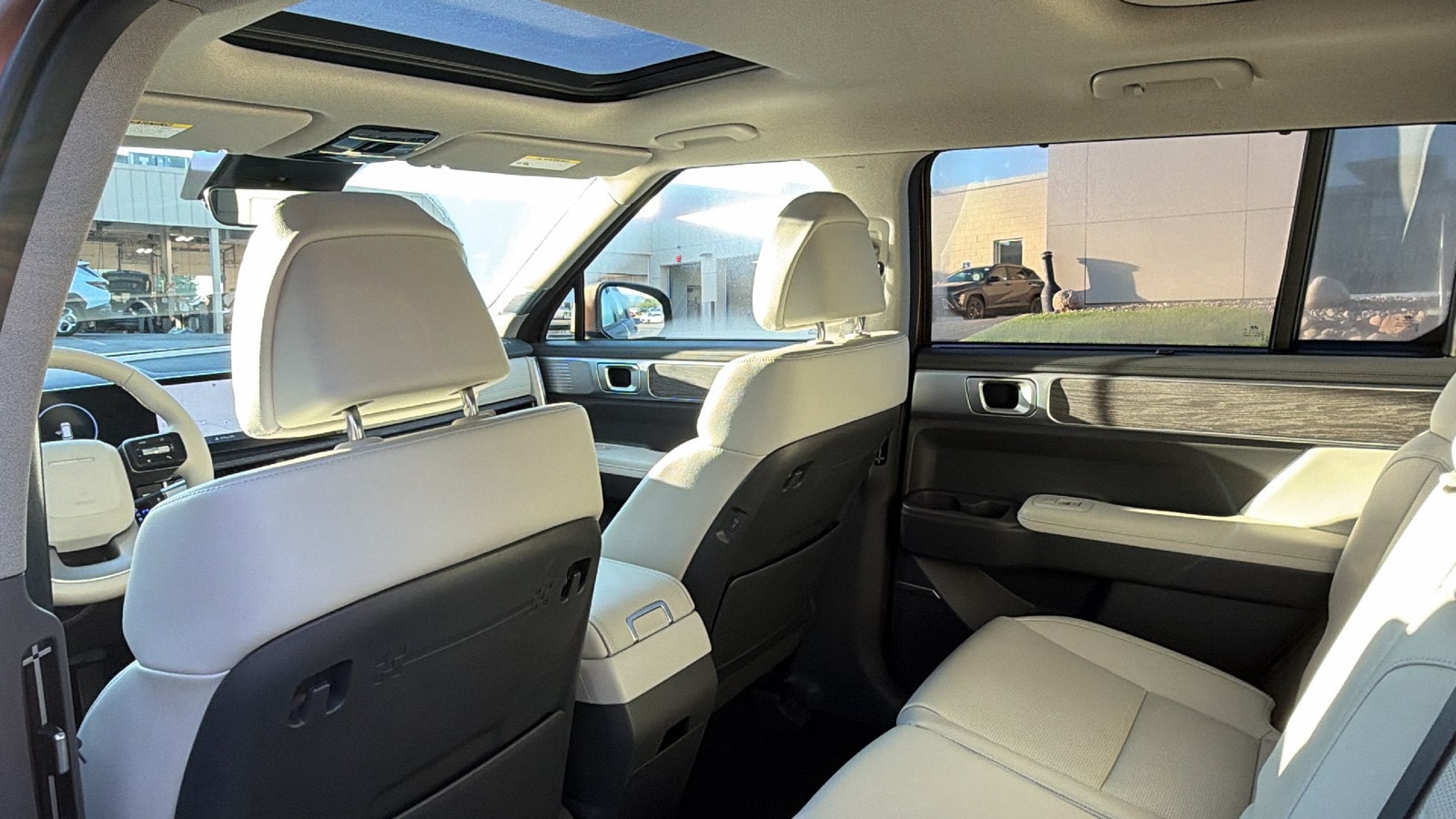 2024 Hyundai Santa Fe Limited - Photo 10