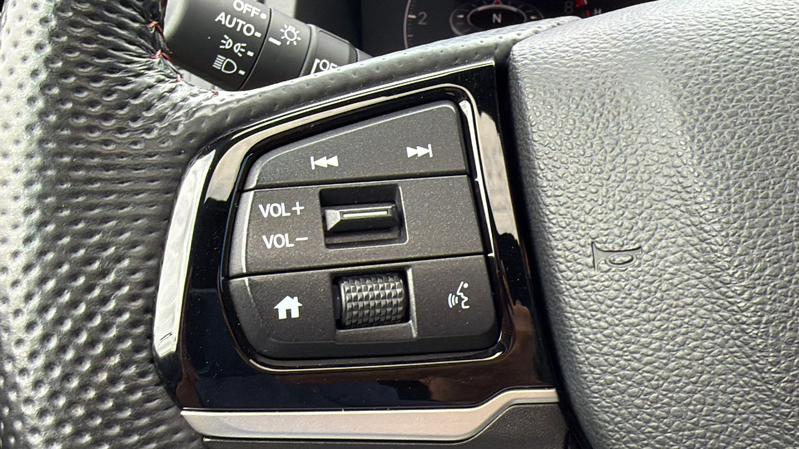 2024 Honda Ridgeline Black Edition - Photo 22