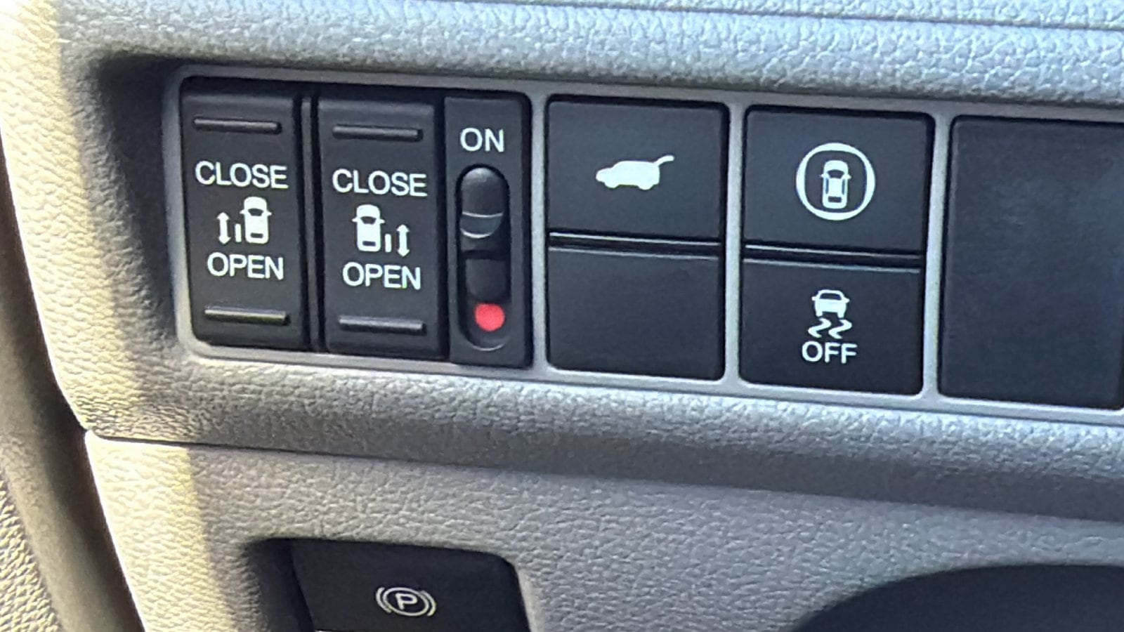 2024 Honda Odyssey EX-L - Photo 27