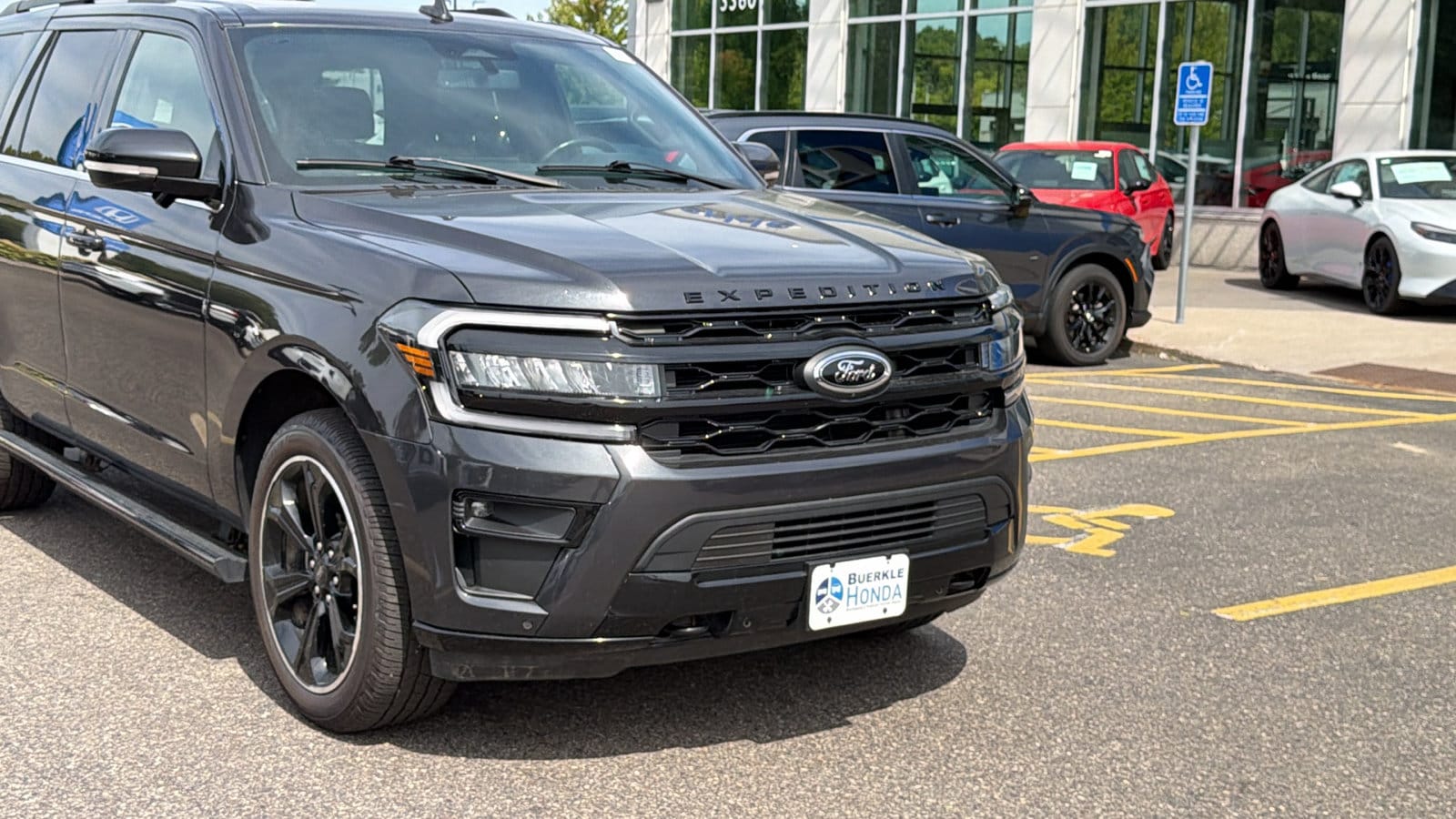 Used 2023 Ford Expedition Limited with VIN 1FMJU2A83PEA18669 for sale in Saint Paul, Minnesota