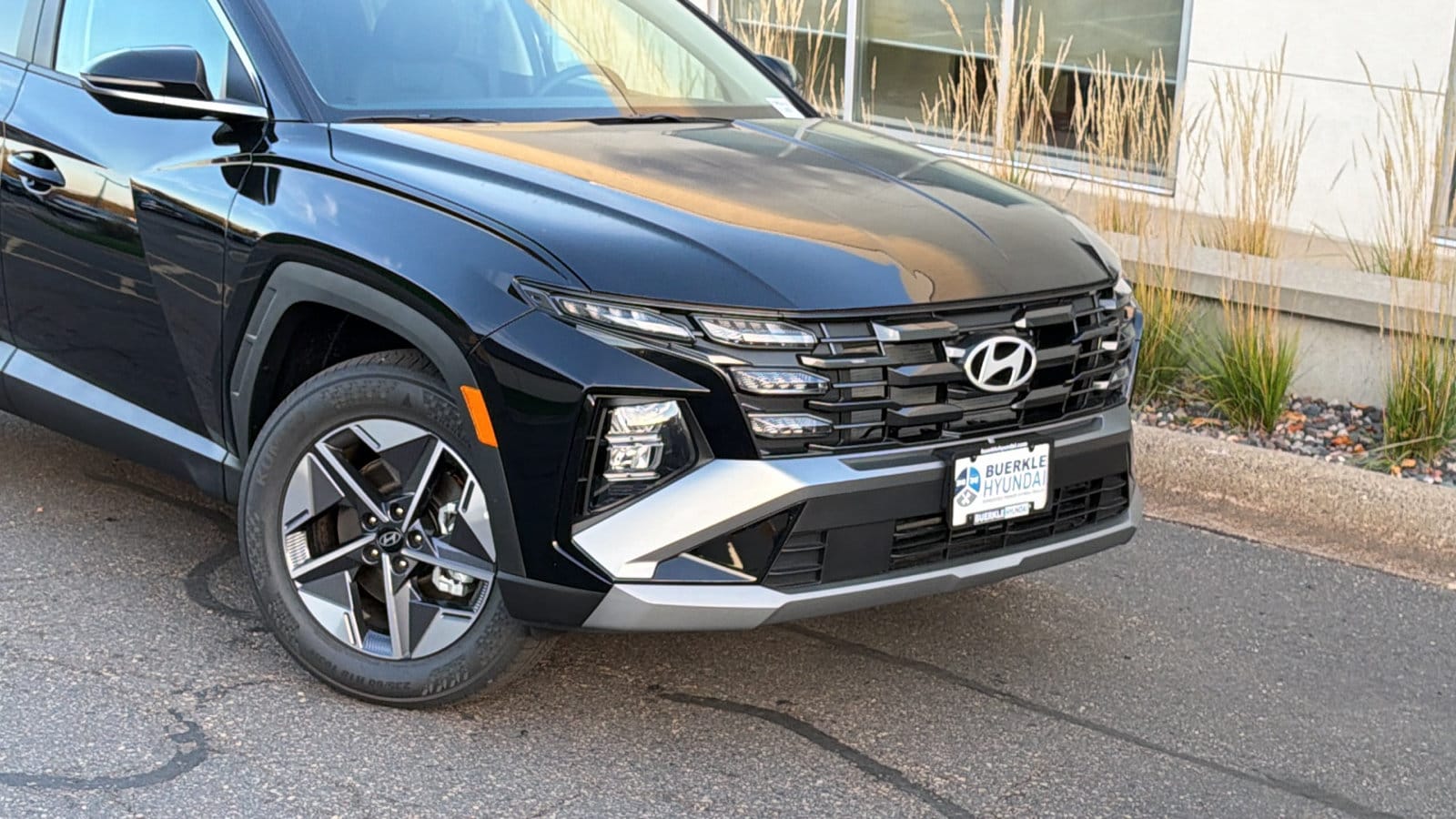 Certified 2026 Hyundai Tucson SEL Premium with VIN 5NMJCCDE5TH758603 for sale in Saint Paul, Minnesota