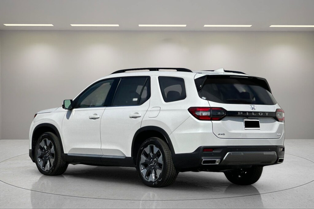 Used 2026 Honda Pilot Elite SUV