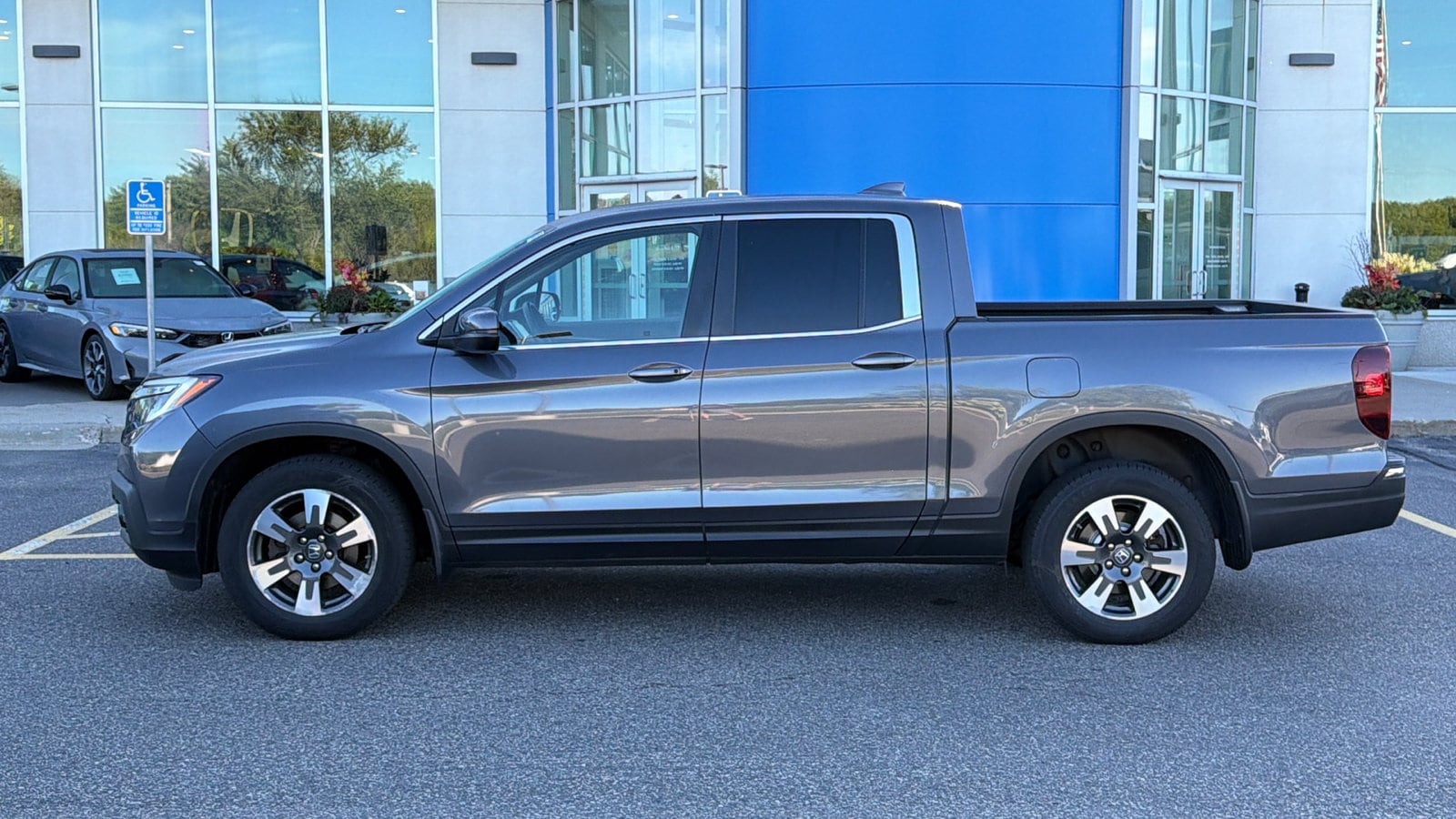 2017 Honda Ridgeline RTL-T - Photo 11