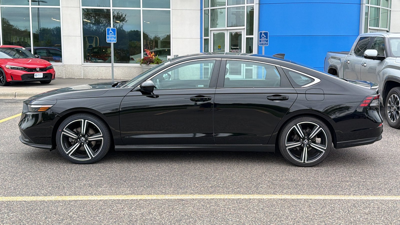 2024 Honda Accord Hybrid Sport - Photo 10