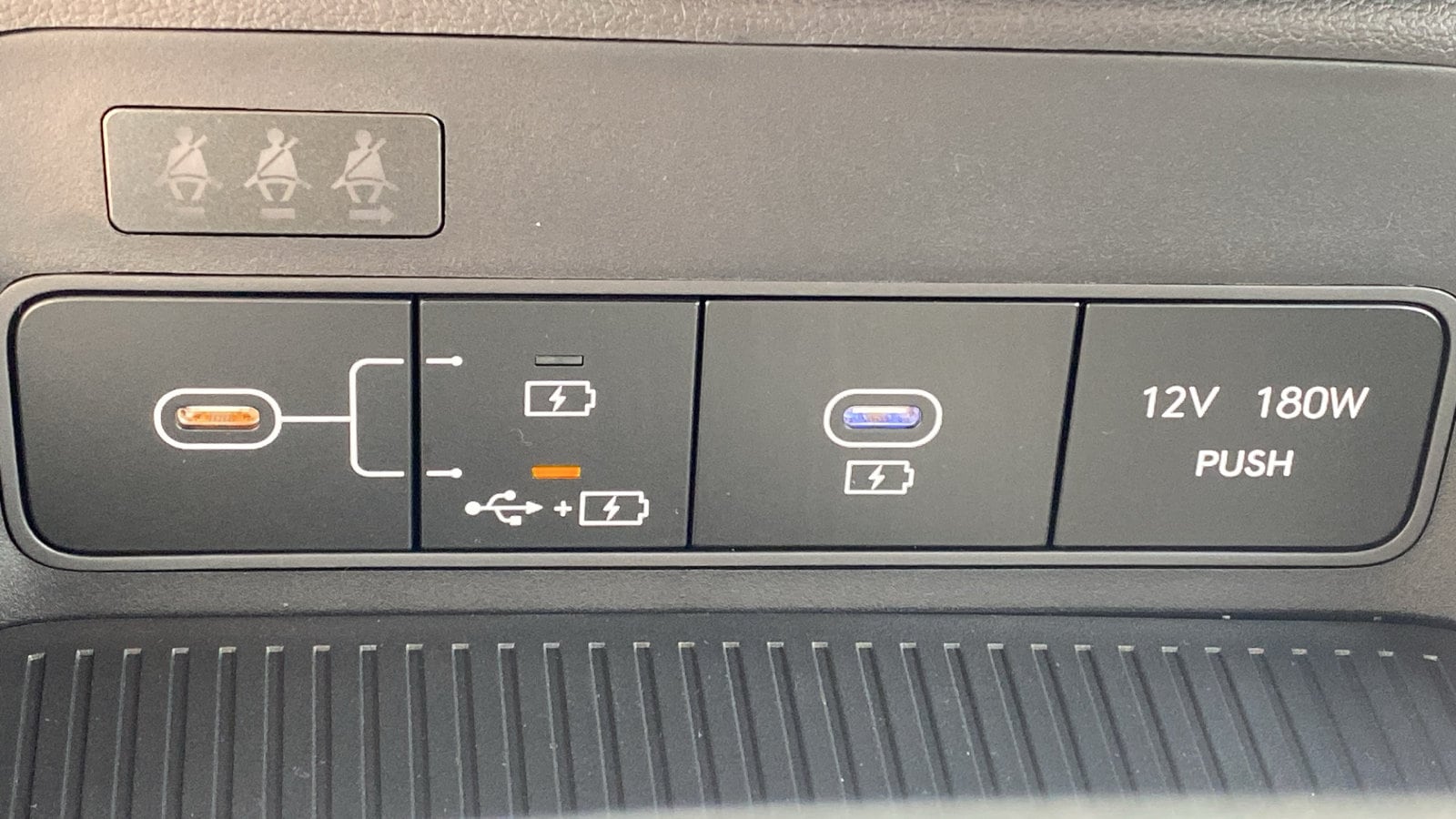 2026 Hyundai Kona SE - Photo 17