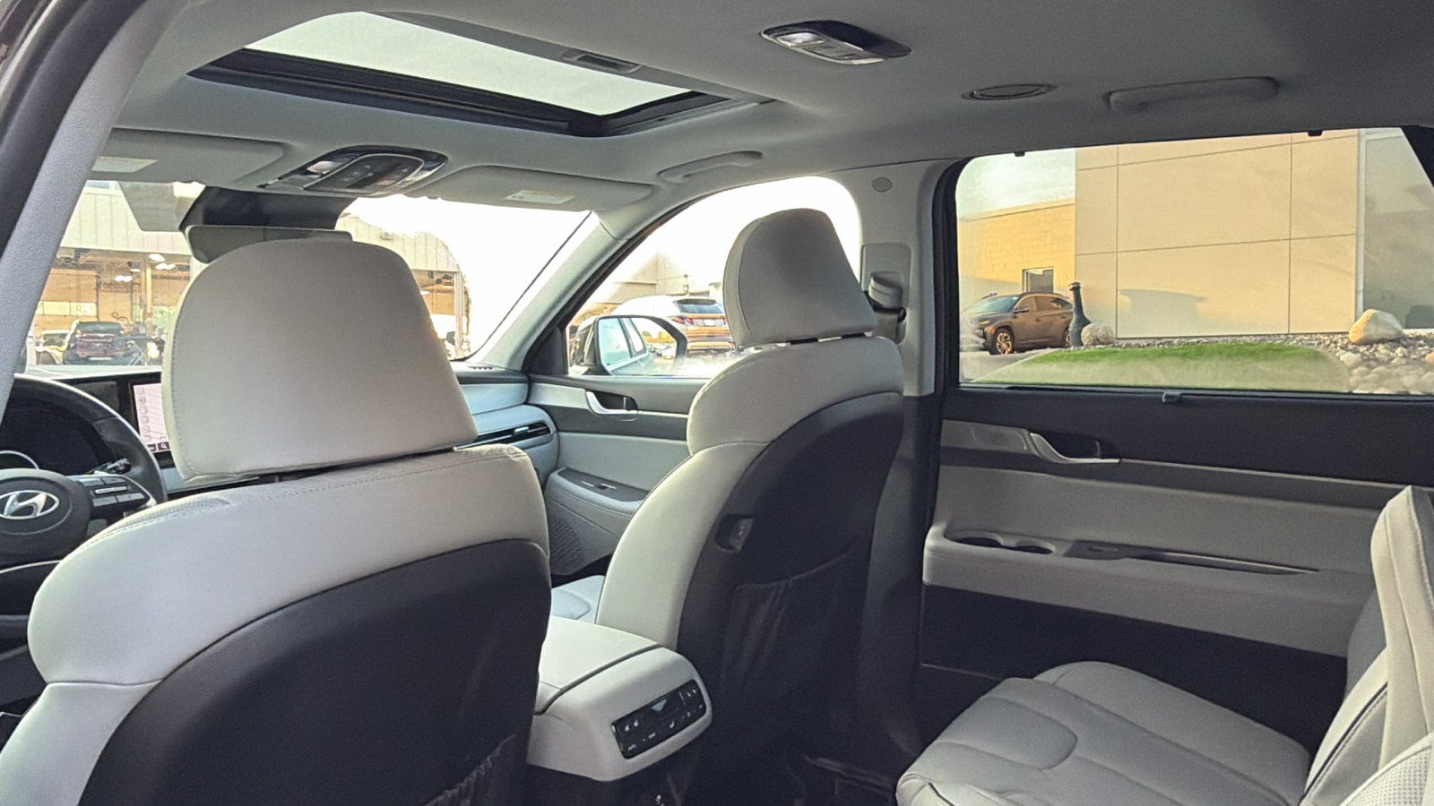 2024 Hyundai Palisade SEL - Photo 11