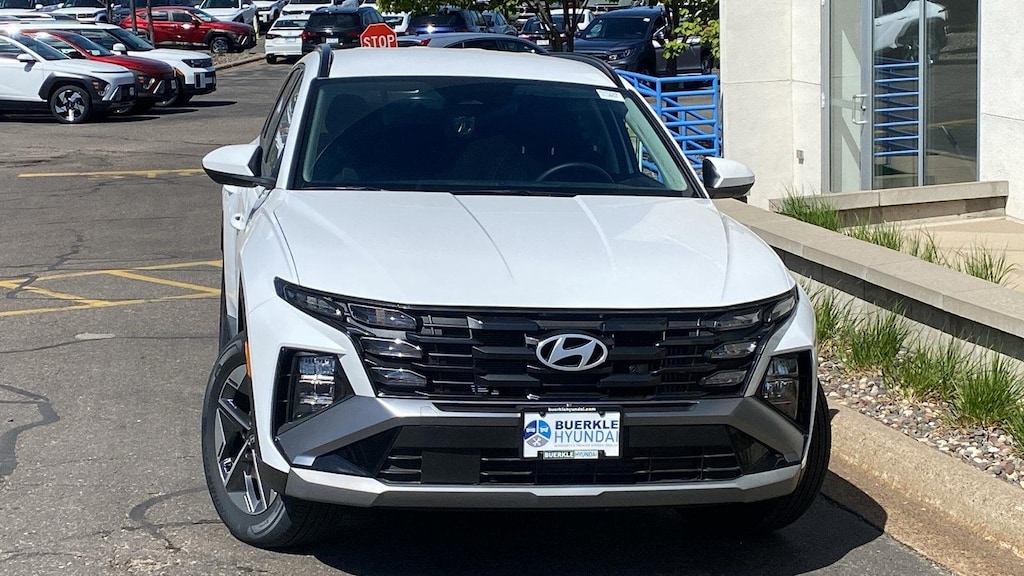 New 2025 Hyundai Tucson Plug-In Hybrid SEL SUV