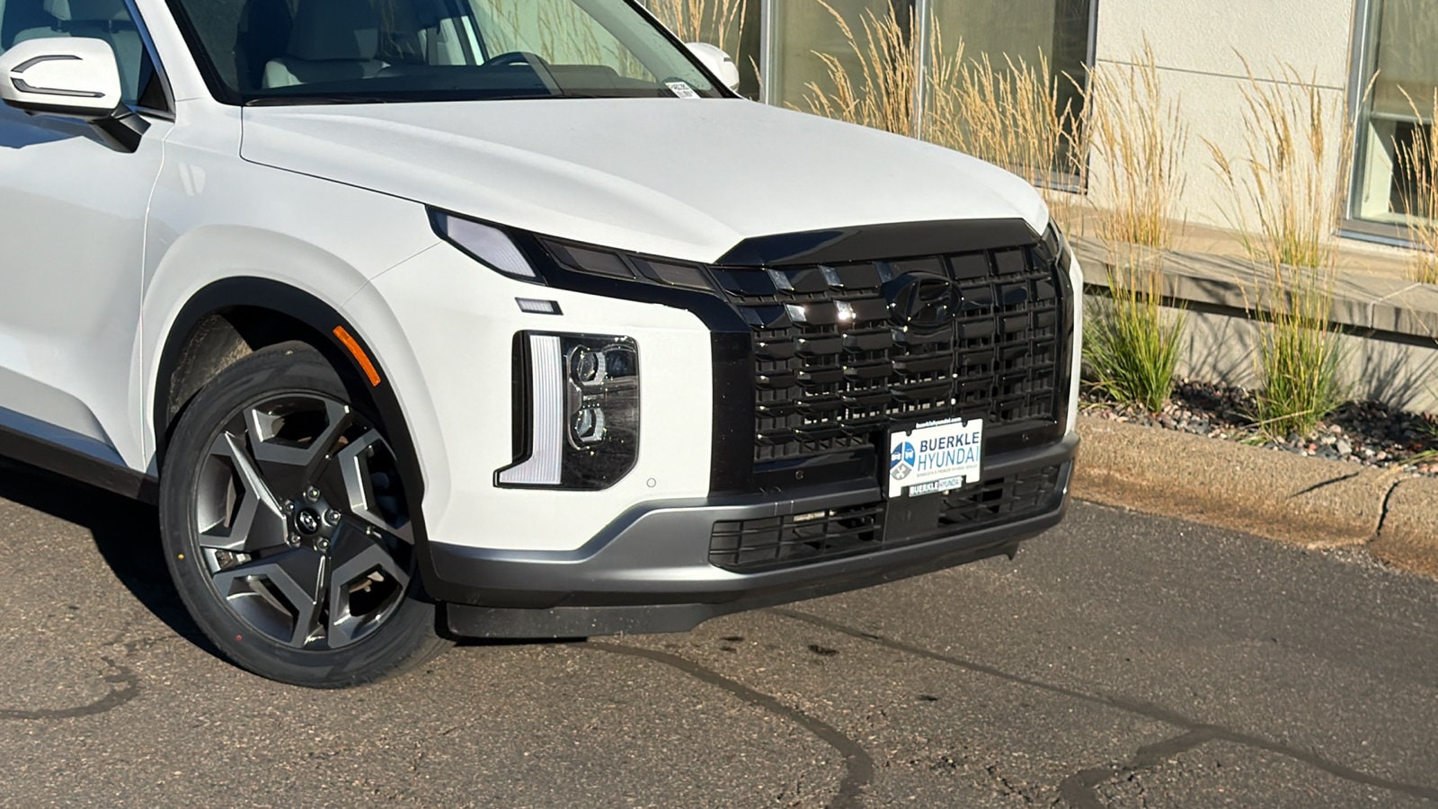 Certified 2024 Hyundai Palisade SEL with VIN KM8R4DGE8RU788645 for sale in Saint Paul, Minnesota