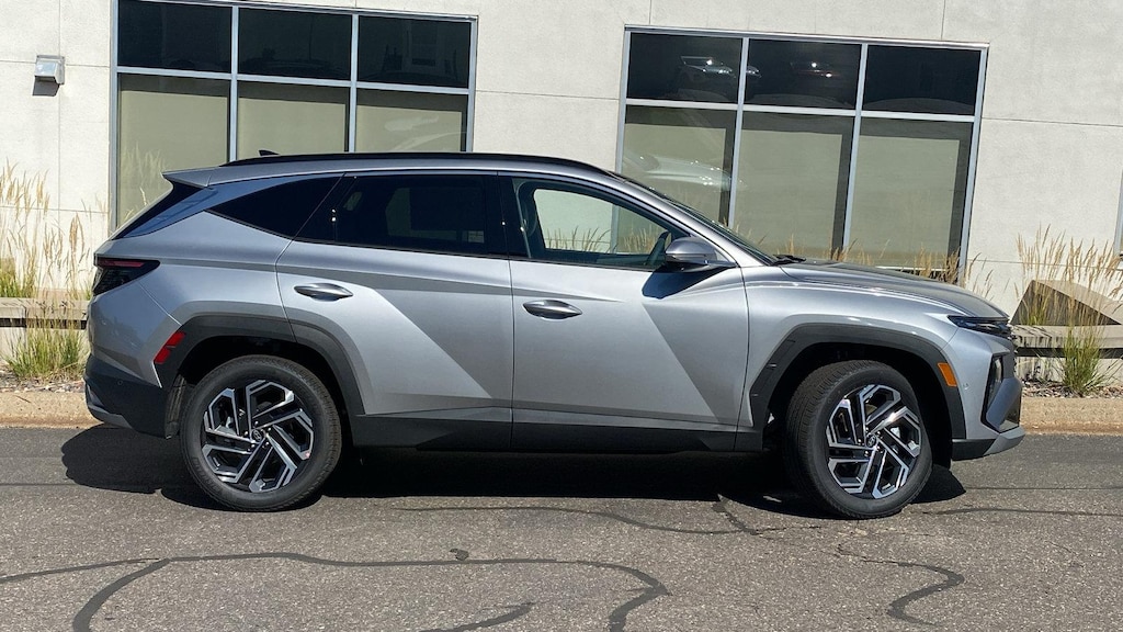 New 2026 Hyundai Tucson Limited AWD SUV