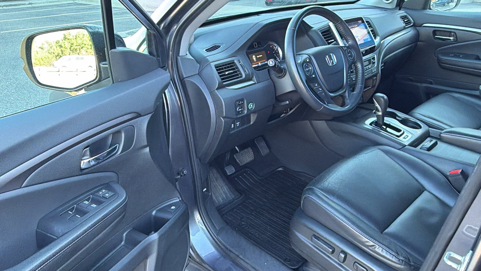 2017 Honda Ridgeline RTL-T - Photo 13