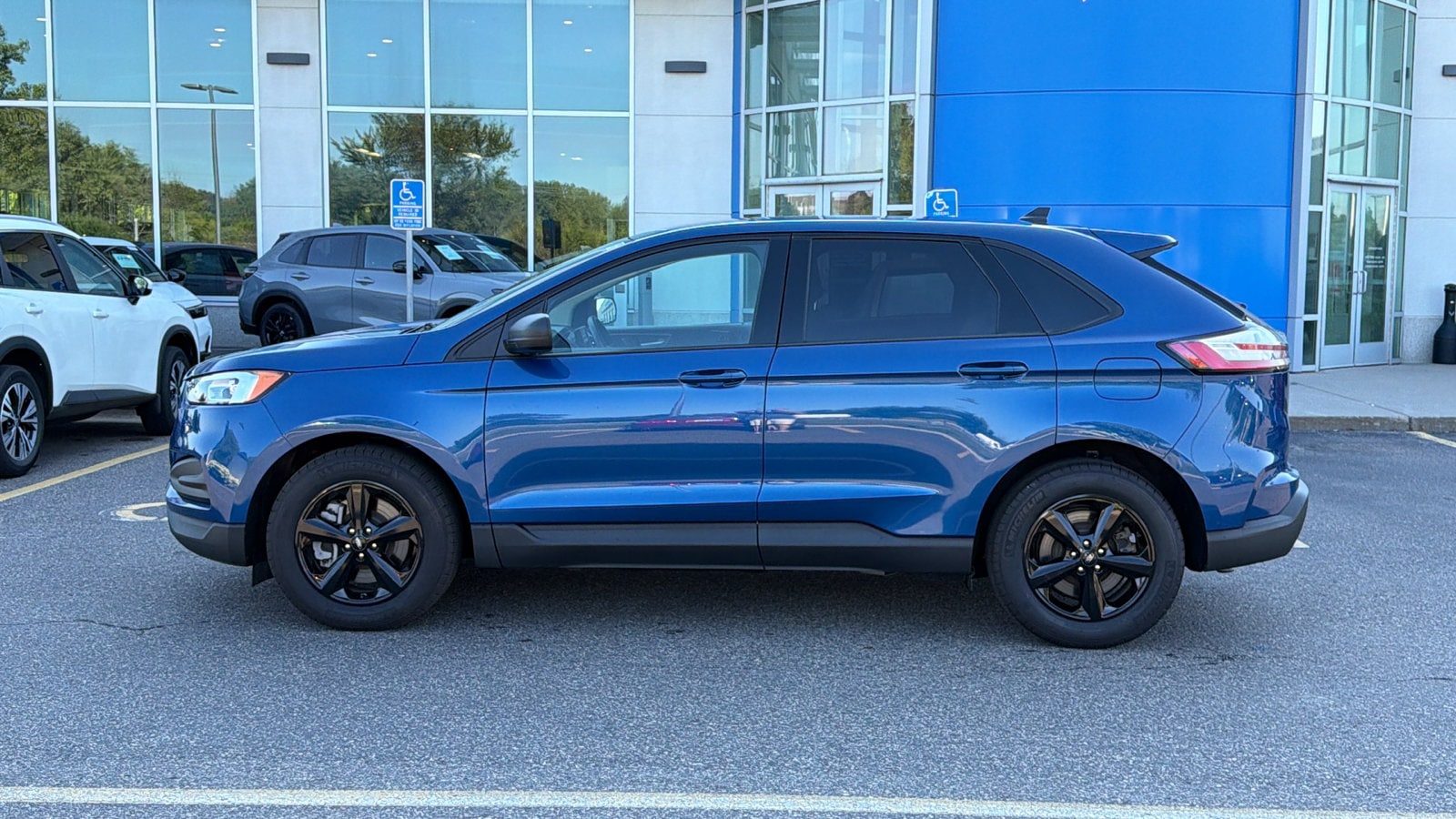 2024 Ford Edge SE - Photo 10