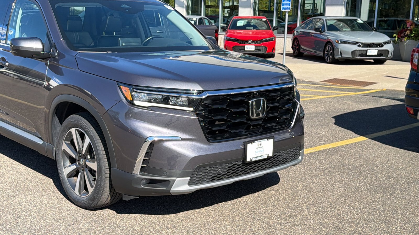 Certified 2025 Honda Pilot Elite with VIN 5FNYG1H82SB048814 for sale in Saint Paul, Minnesota