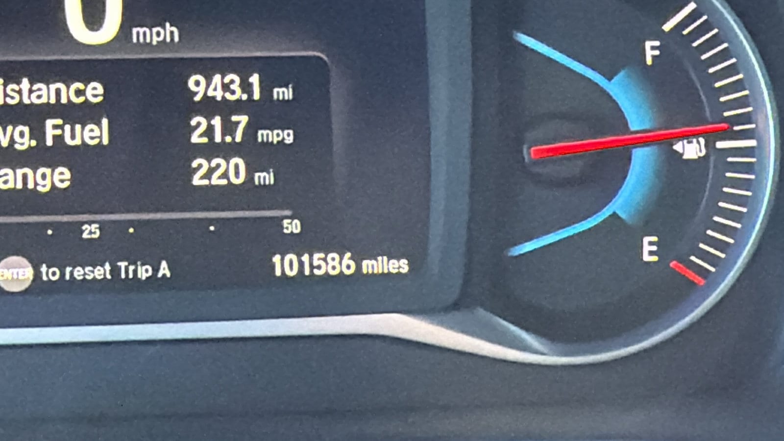 2022 Honda Pilot SE - Photo 27