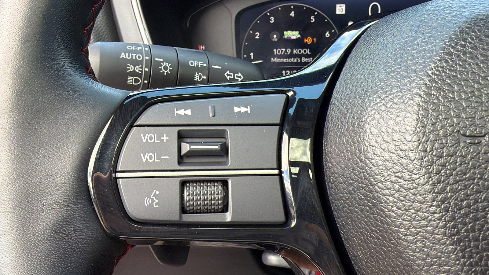 2025 Honda Pilot Black Edition - Photo 25
