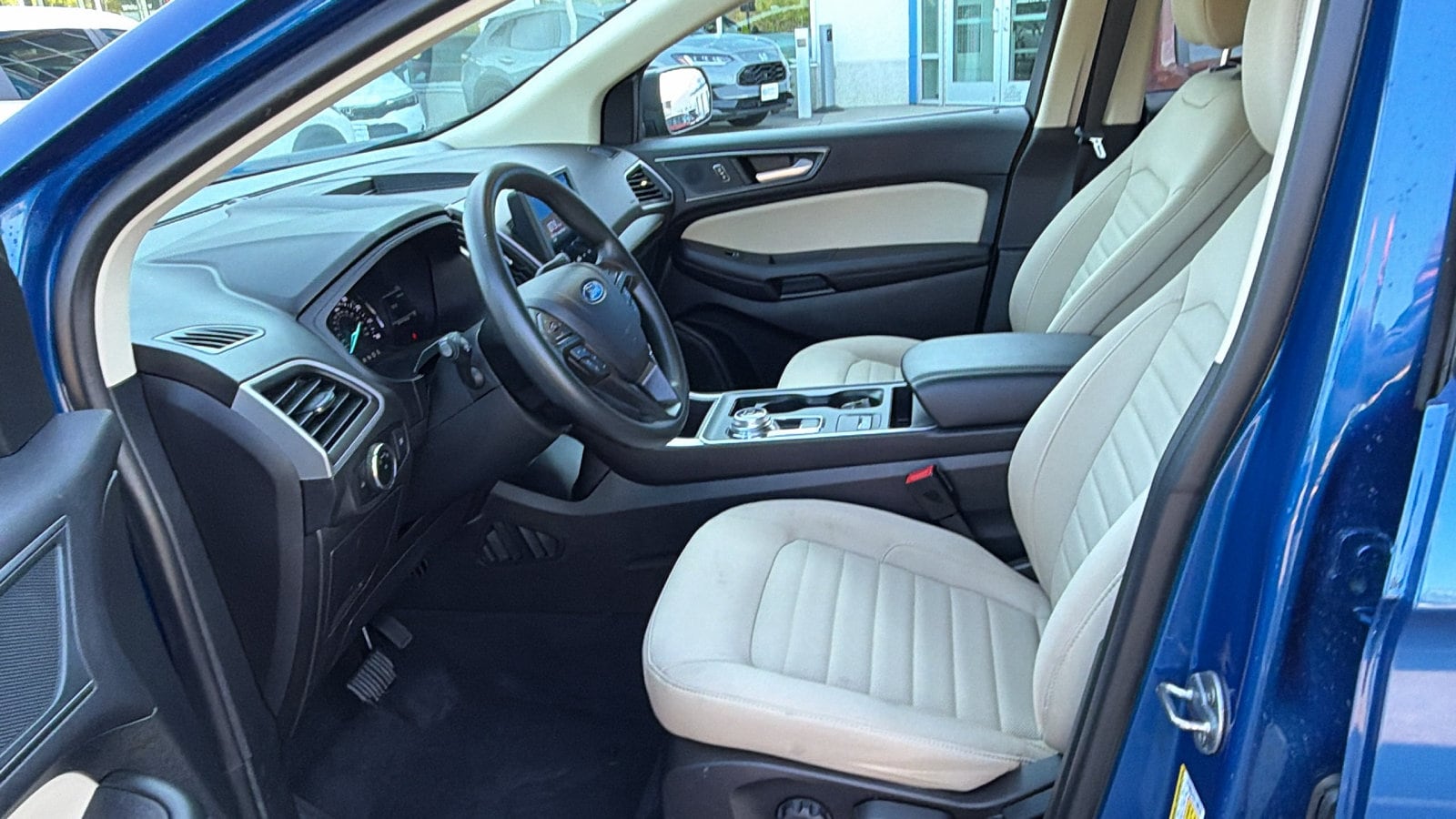 2024 Ford Edge SE - Photo 13
