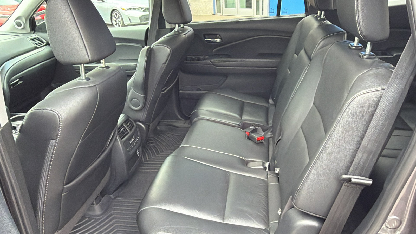 2020 Honda Pilot EX-L - Photo 15