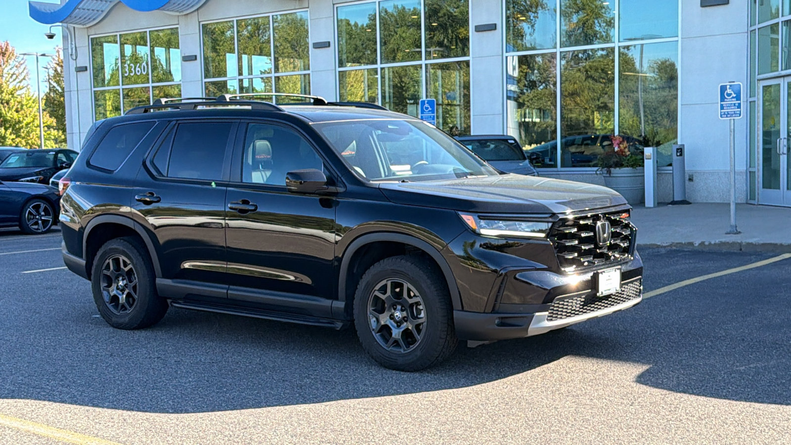 Certified 2025 Honda Pilot TrailSport SUV