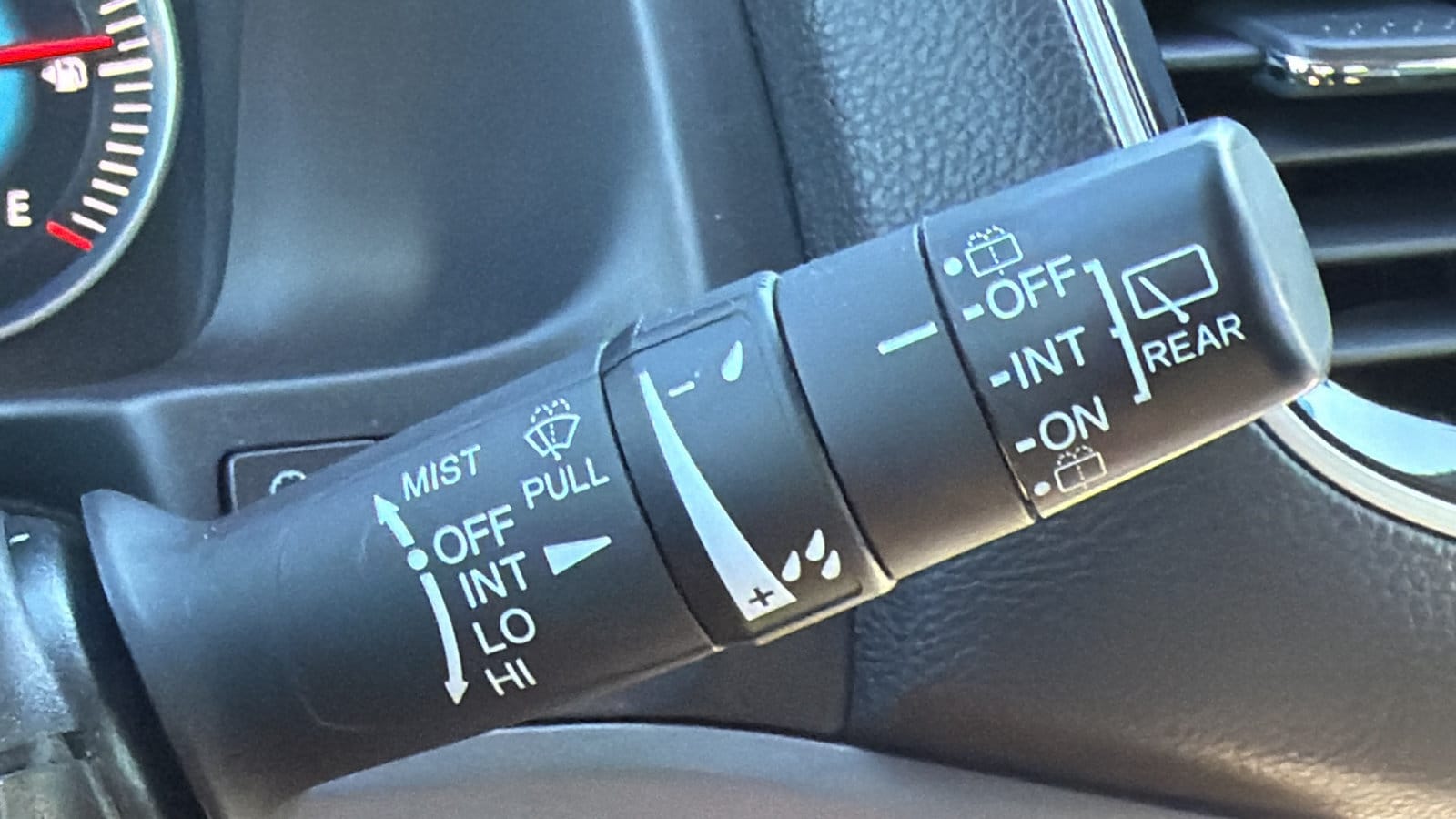 2022 Honda Pilot SE - Photo 29
