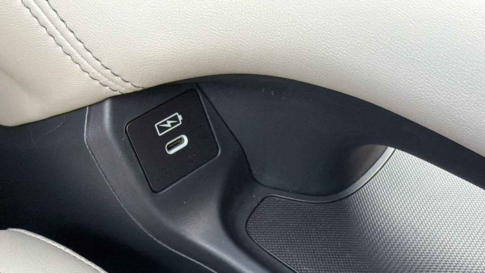 2026 Honda HR-V EX-L - Photo 22