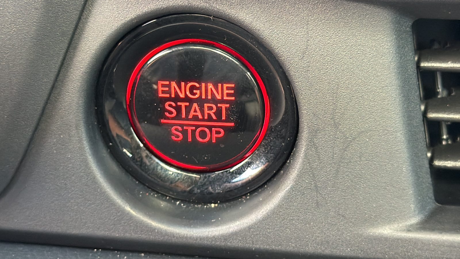 2025 Honda Pilot Black Edition - Photo 33