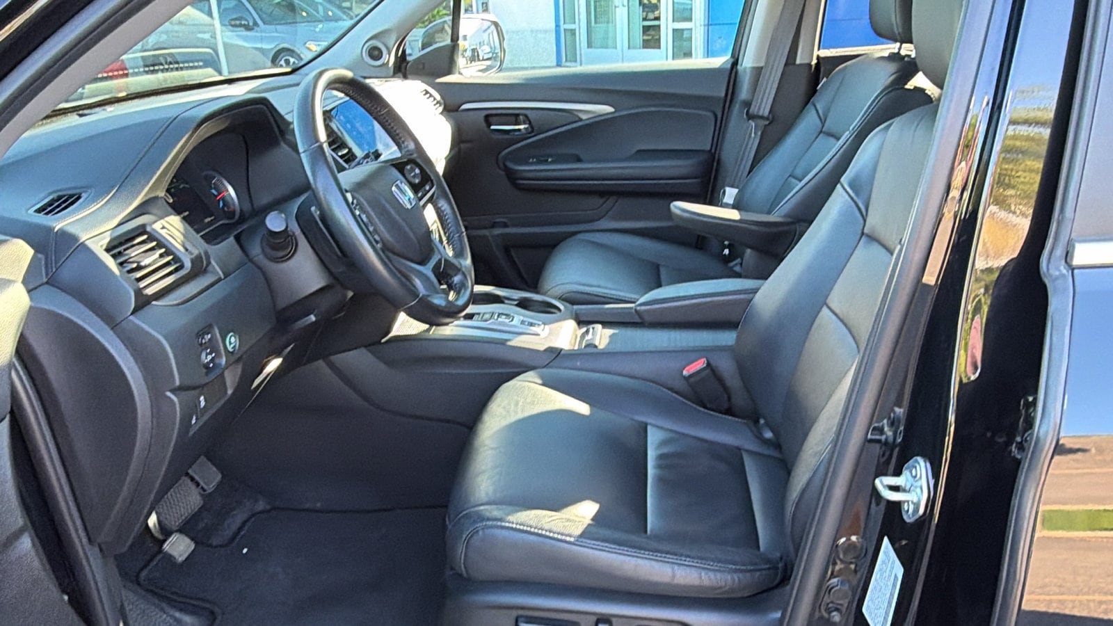 2022 Honda Pilot SE - Photo 13