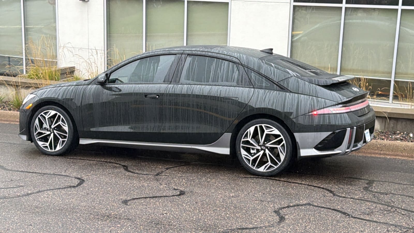 2023 Hyundai IONIQ 6 Limited - Photo 28