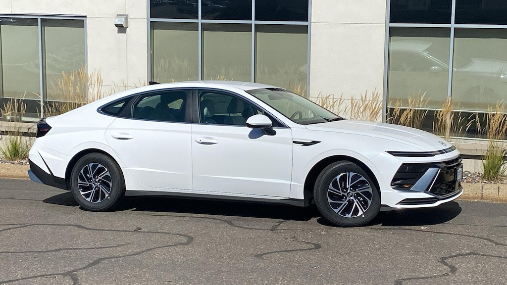 New 2026 Hyundai Sonata Hybrid Blue Sedan