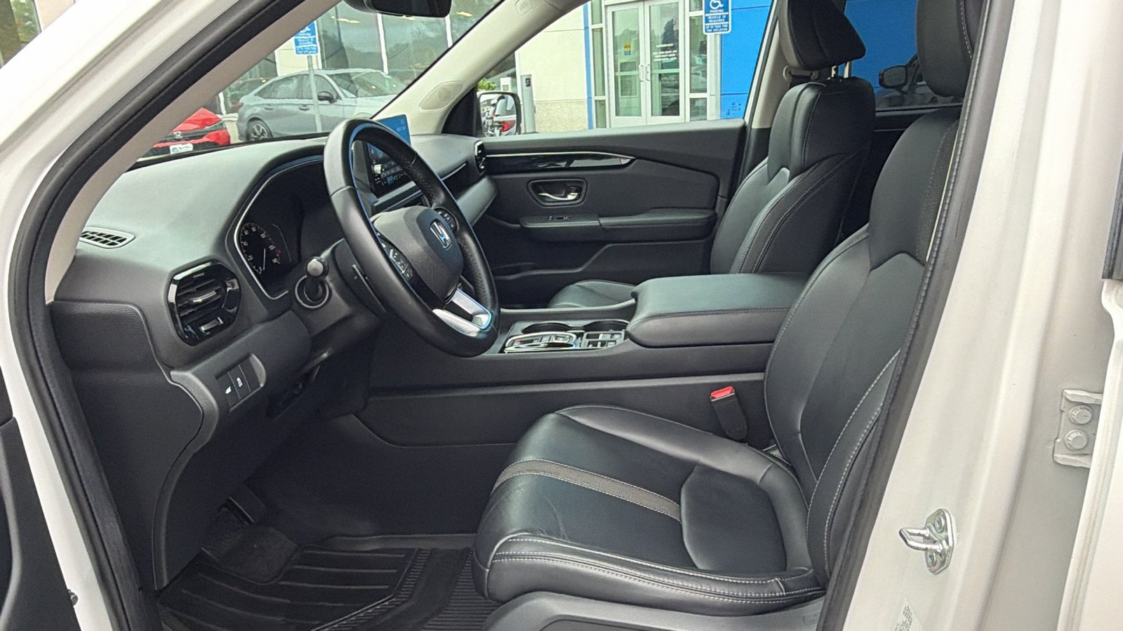 2024 Honda Pilot EX-L - Photo 13