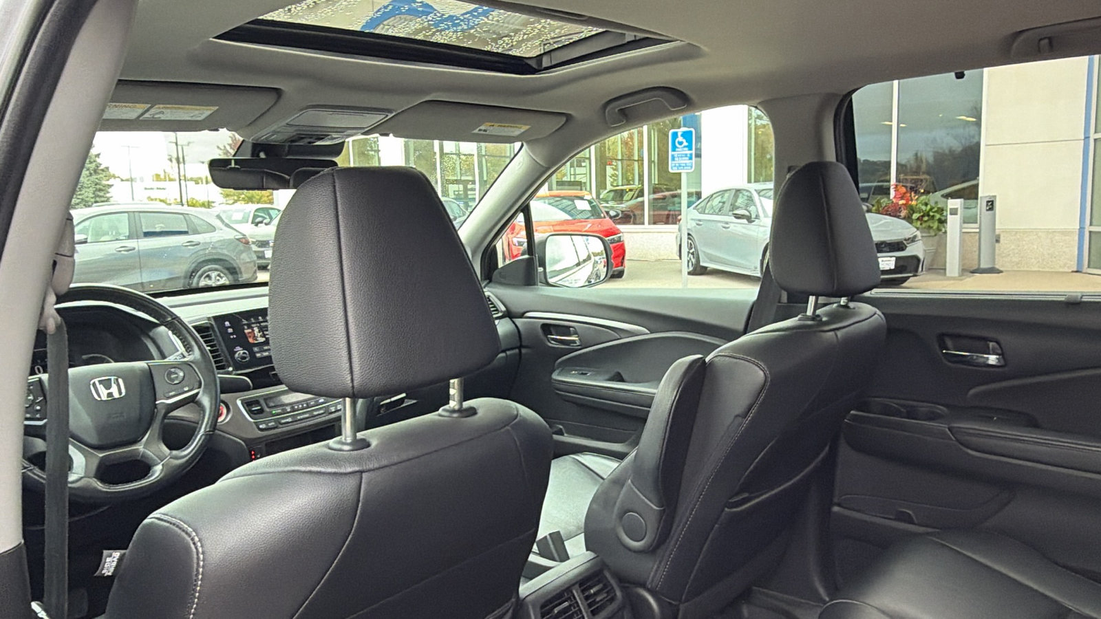 2020 Honda Pilot EX-L - Photo 14
