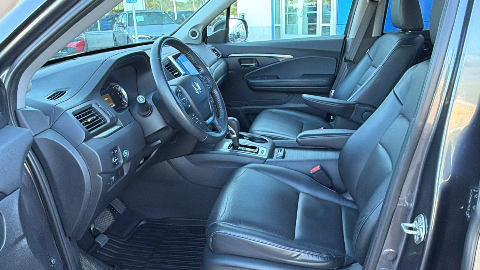 2017 Honda Ridgeline RTL-T - Photo 14