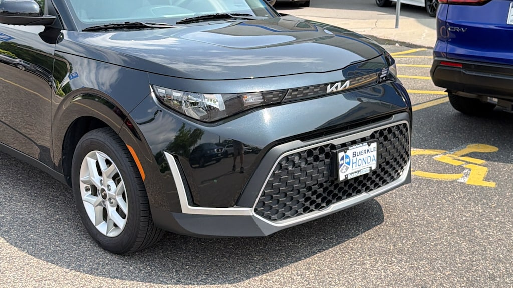 Used 2023 Kia Soul LX Hatchback