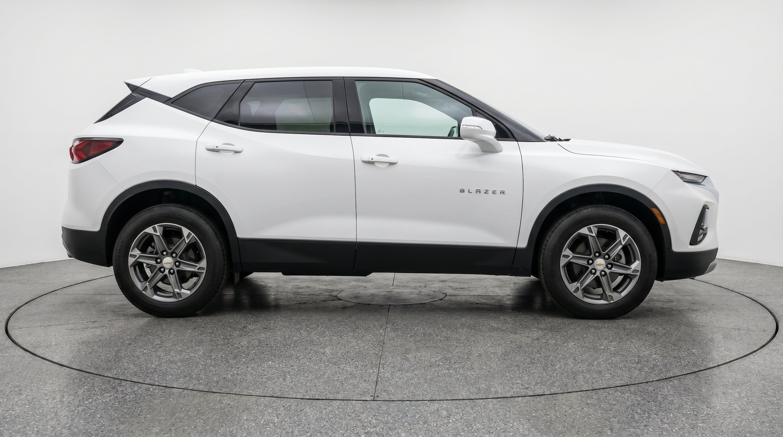 Thumbnail: 2025 Chevrolet Blazer - 10