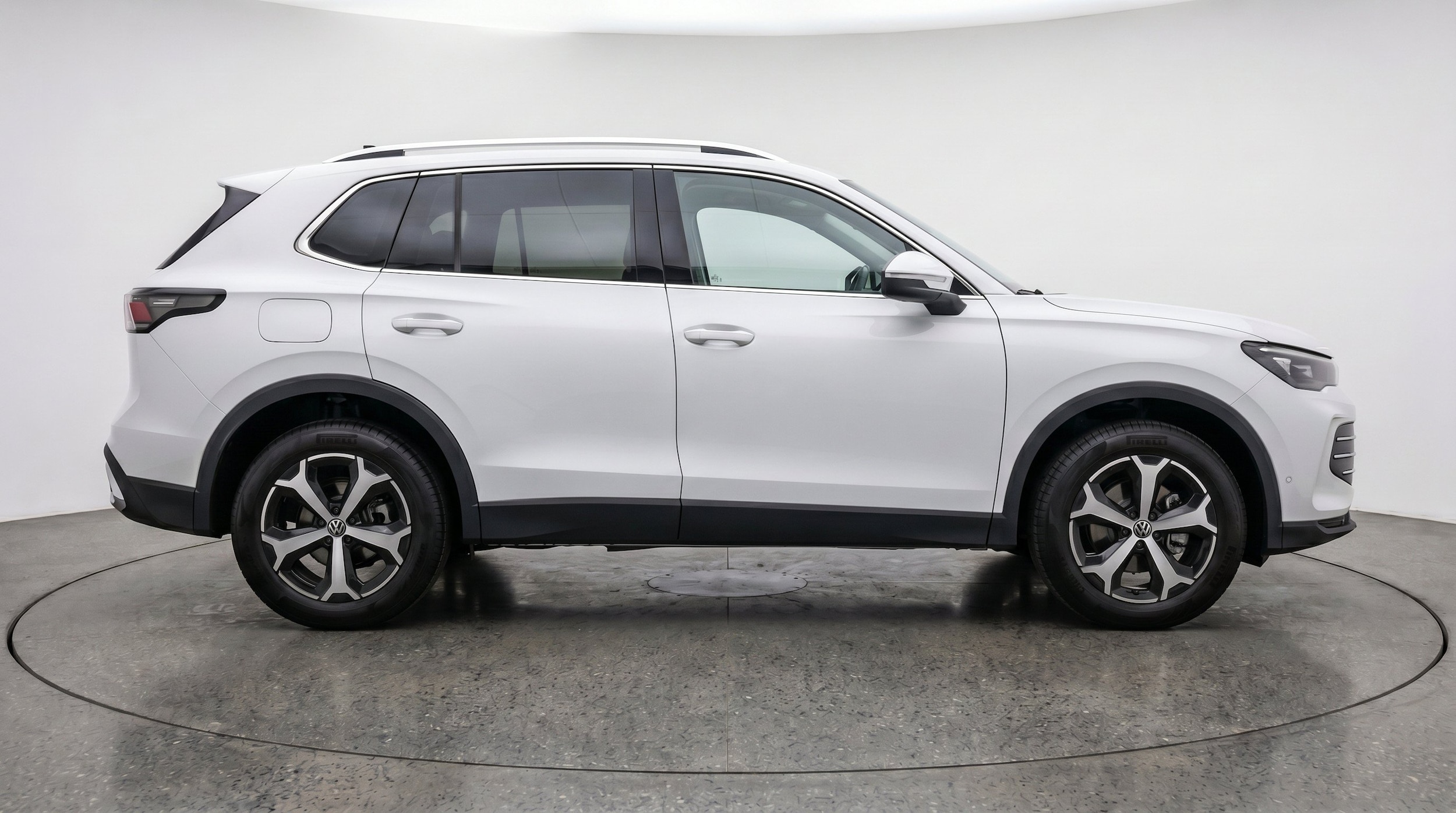 Thumbnail: 2026 Volkswagen Tiguan - 10