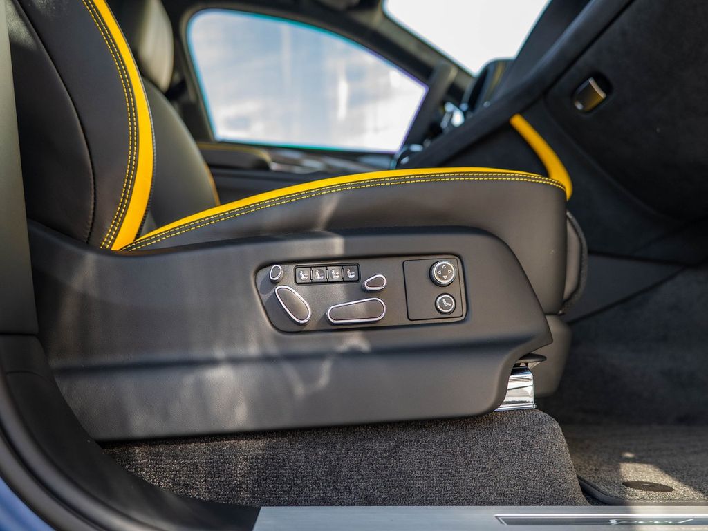 2026 Bentley Bentayga Speed - Photo 27