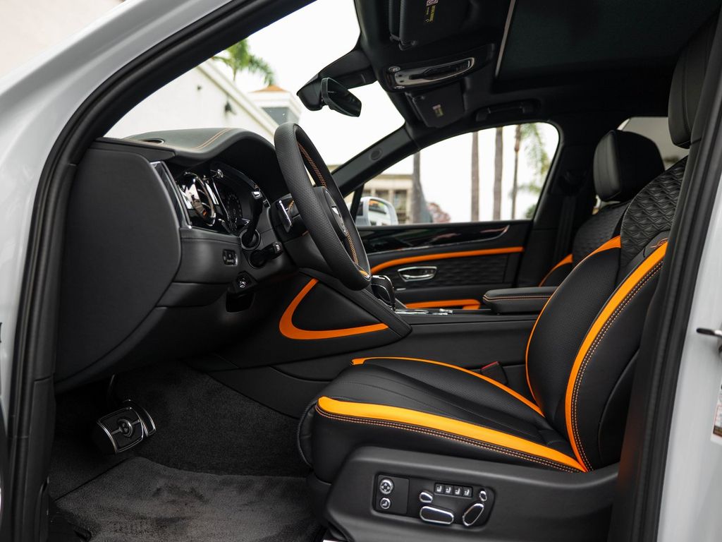 2026 Bentley Bentayga Speed - Photo 21