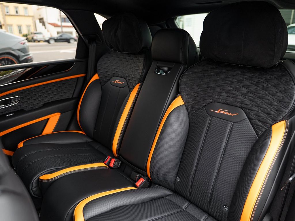 2026 Bentley Bentayga Speed - Photo 29