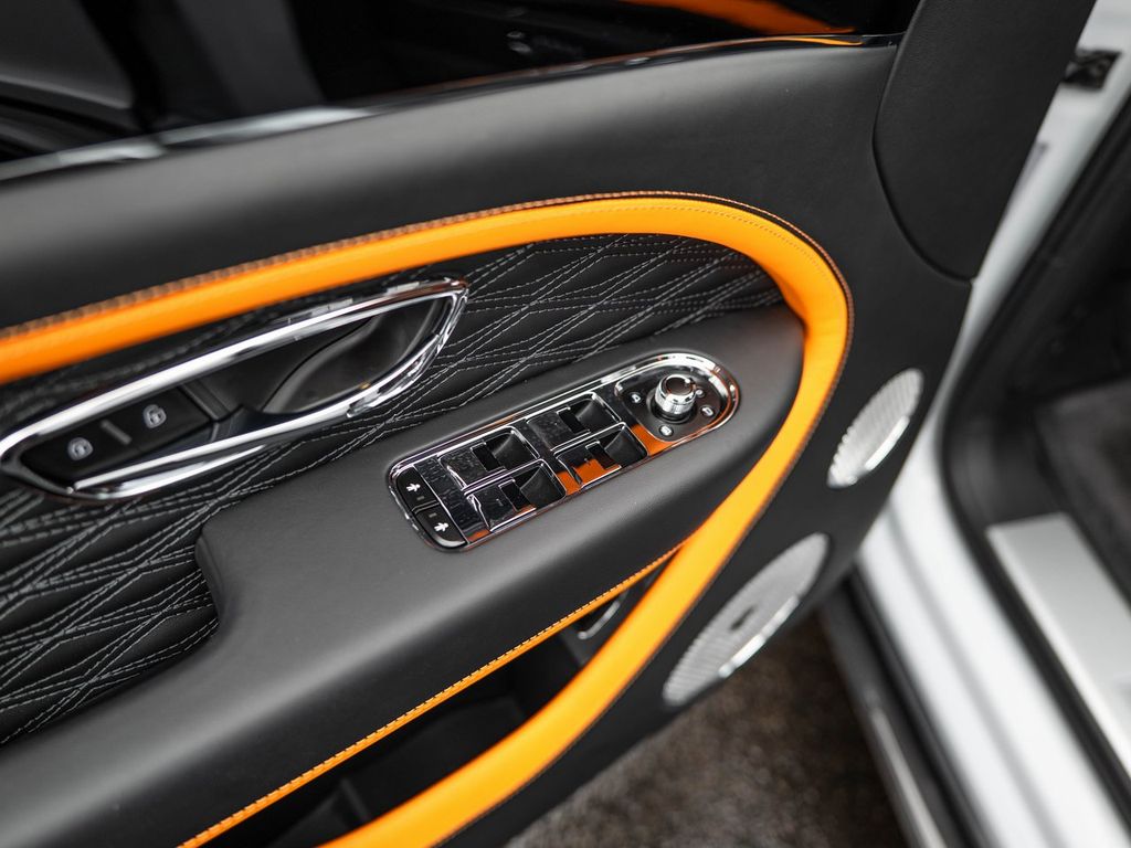 2026 Bentley Bentayga Speed - Photo 24