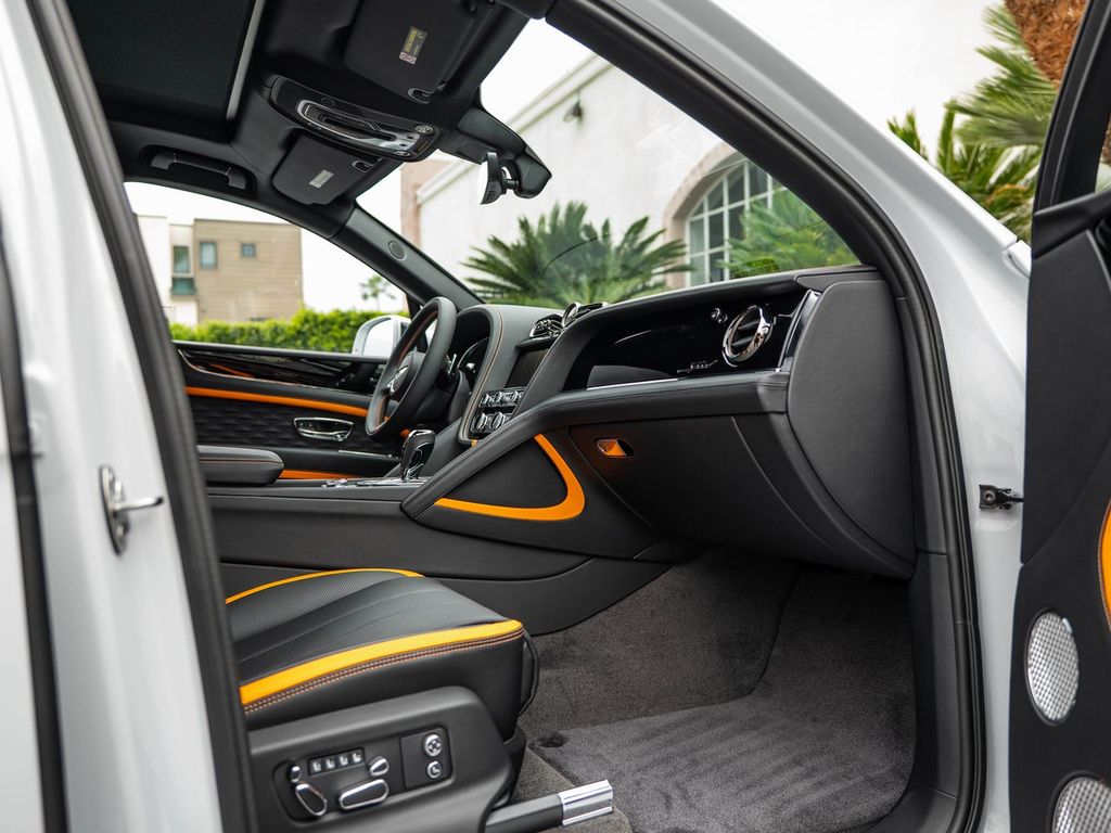2026 Bentley Bentayga Speed - Photo 35