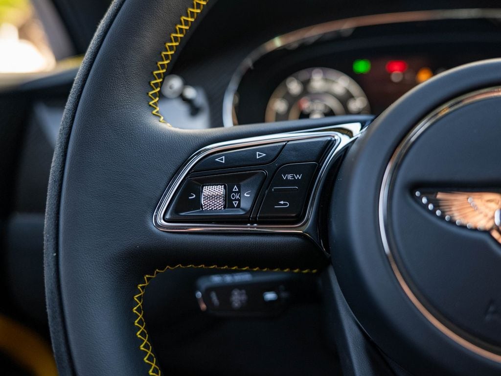 2026 Bentley Bentayga Speed - Photo 8