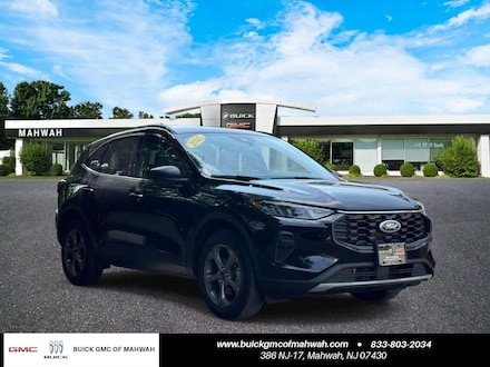 2025 Ford Escape ST-Line SUV