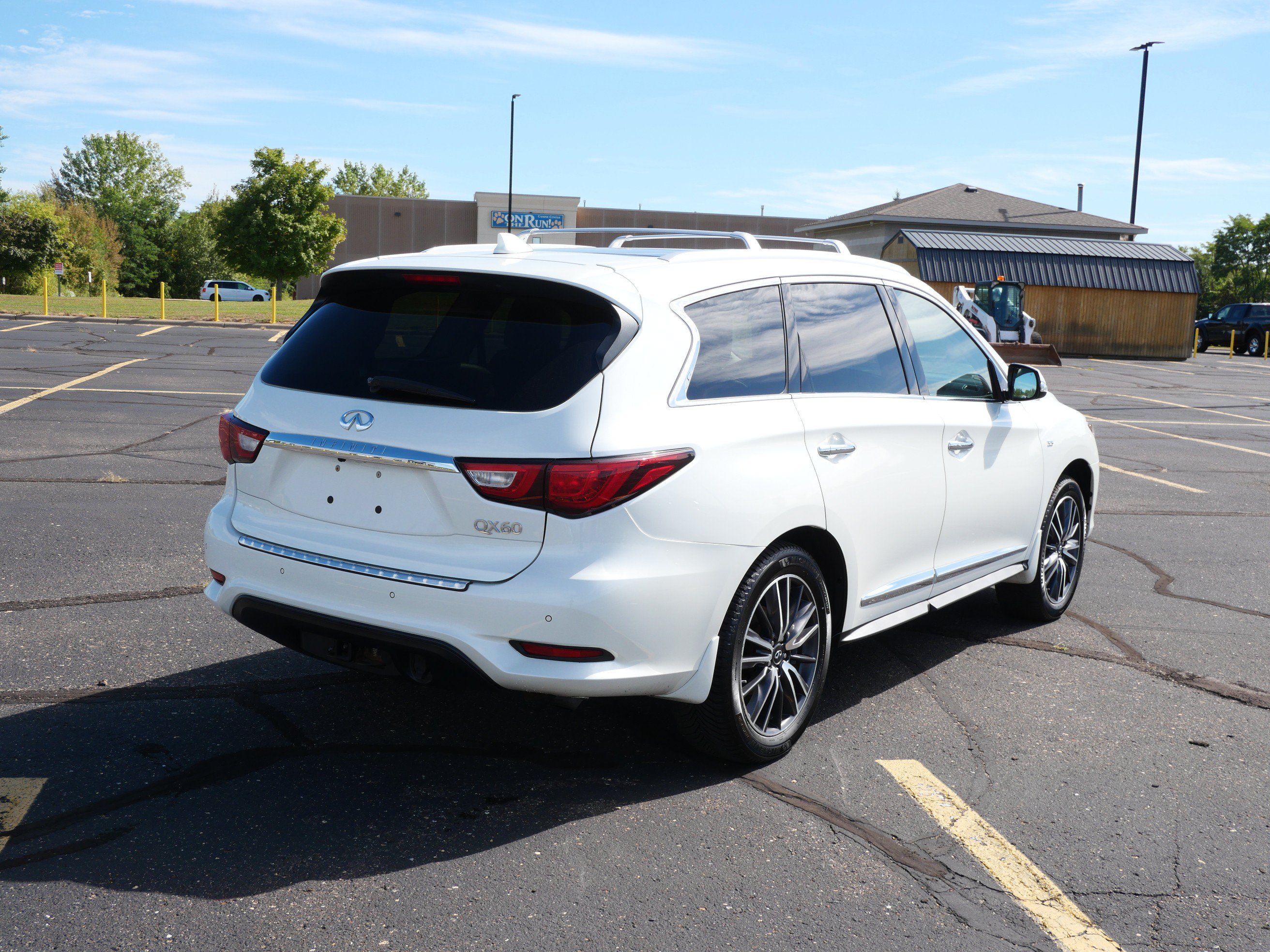 Used 2018 INFINITI QX60 SUV