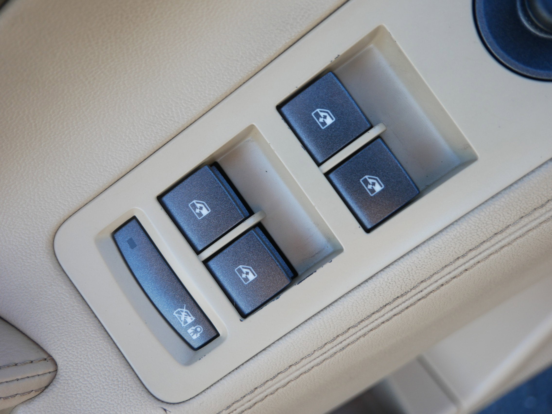 2011 Buick LaCrosse CXS - Photo 9