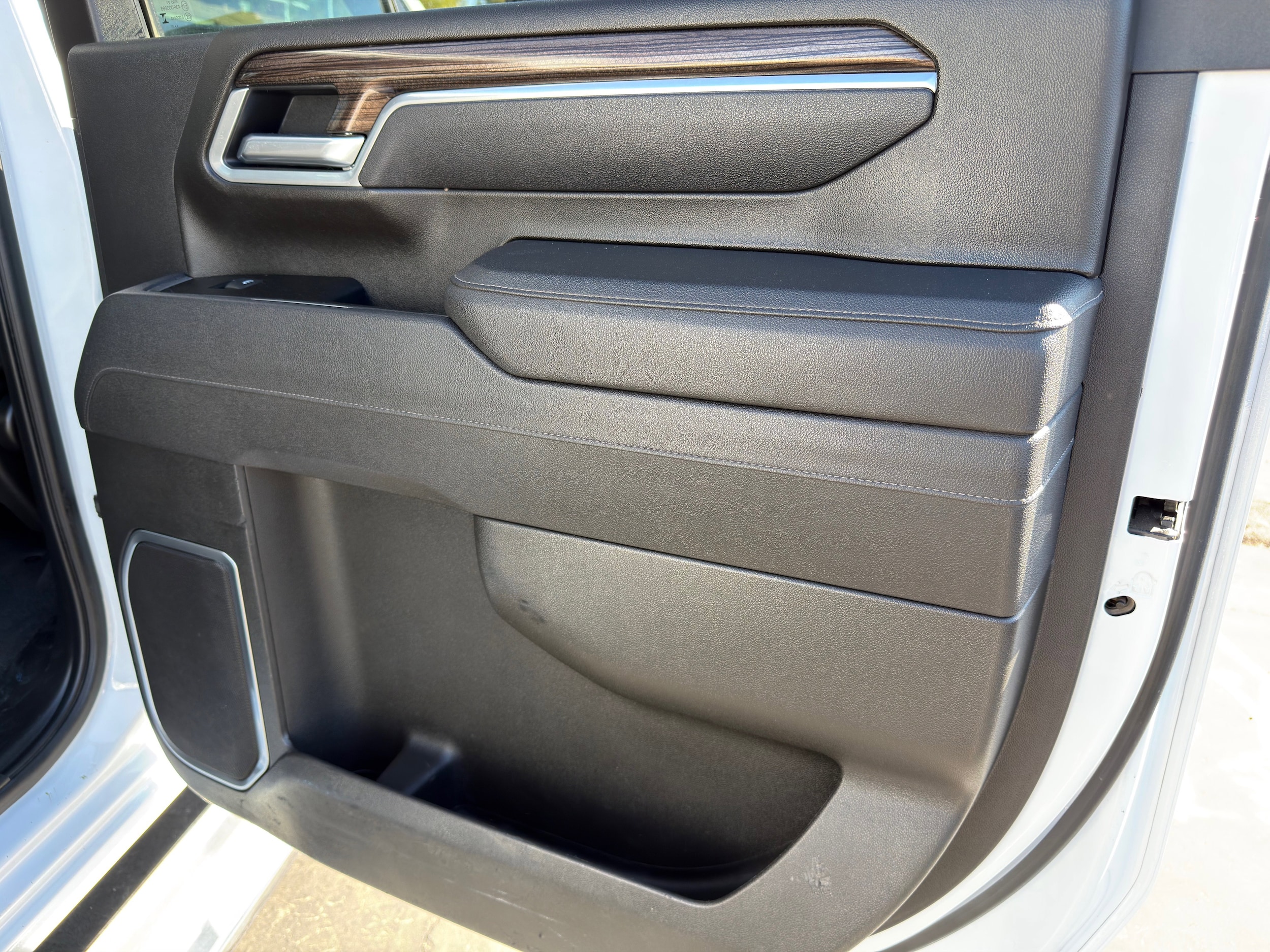 2025 Chevrolet Silverado 2500HD LT - Photo 13