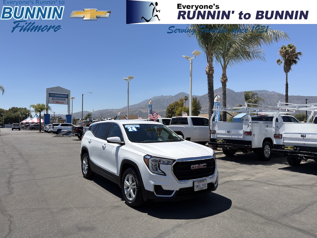 Used 2024 GMC Terrain SLE SUV