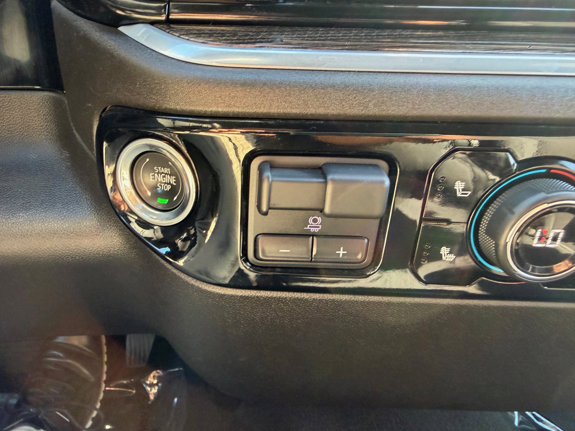 2025 Chevrolet Silverado 2500HD LT - Photo 39