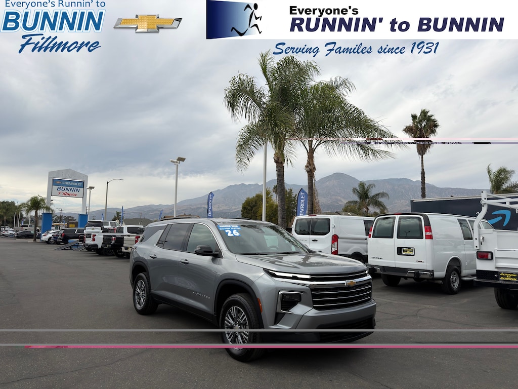Used 2026 Chevrolet Traverse LT SUV