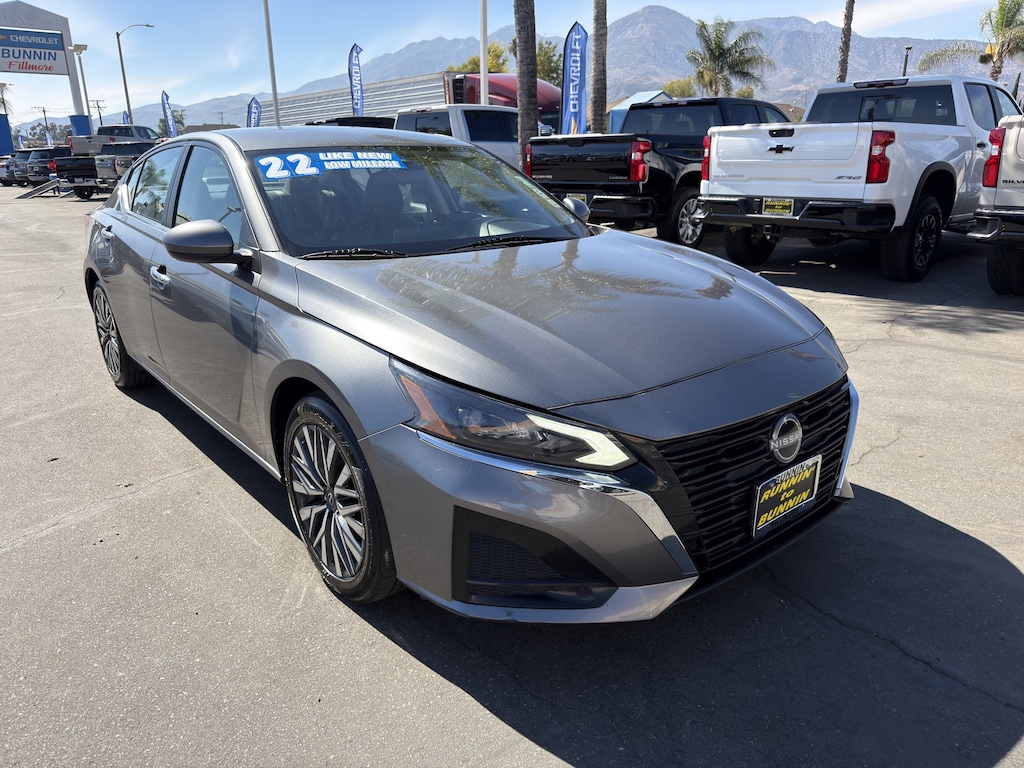 Used 2023 Nissan Altima 2.5 SV