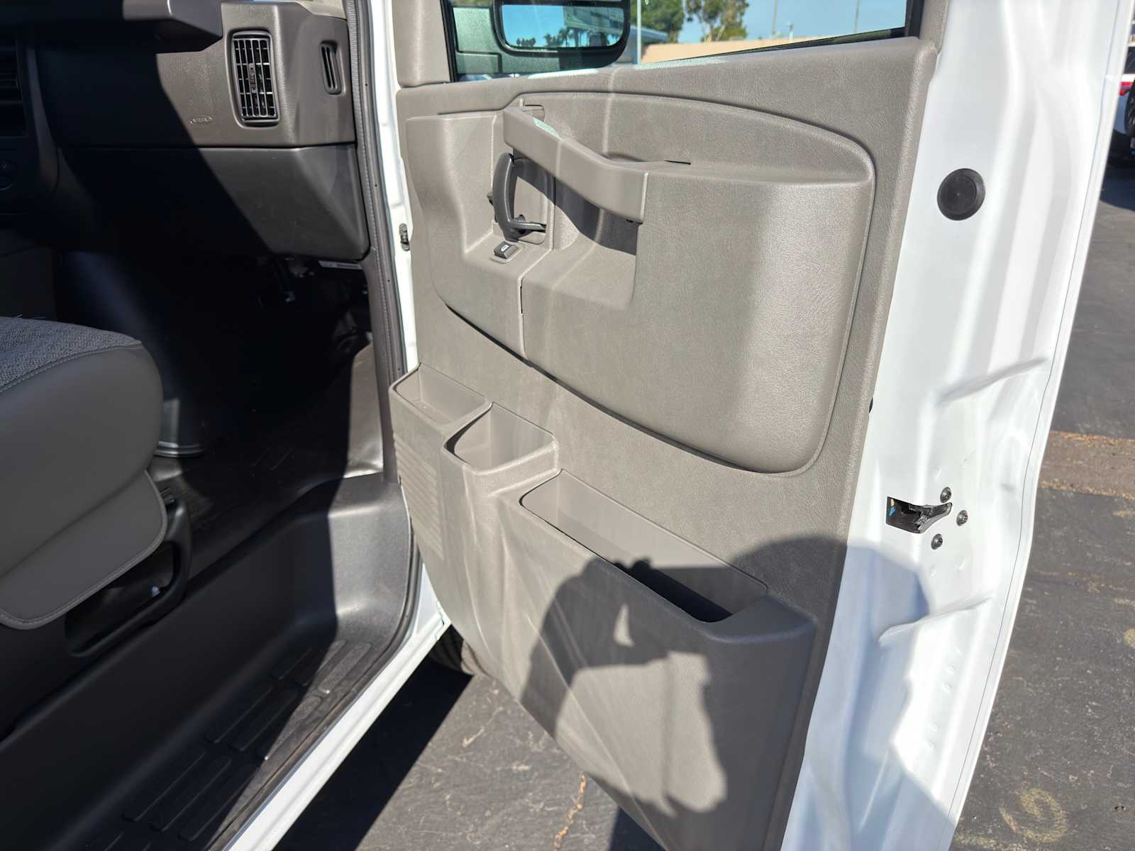 2026 Chevrolet Express Cargo Work Van - Photo 11
